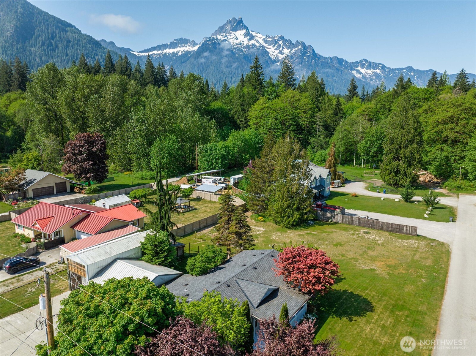 459 Commercial Avenue , Darrington, WA 98241