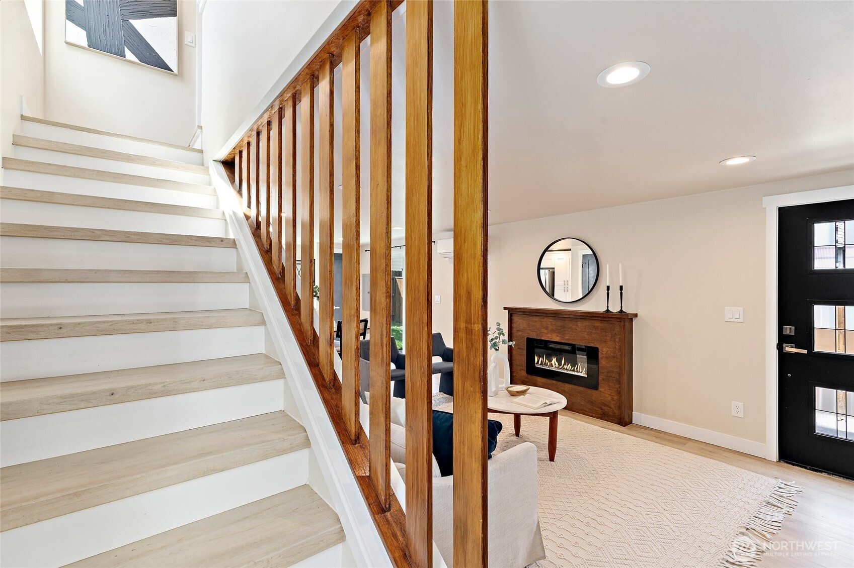 14338 Ashworth Avenue N #B, Seattle, WA 98133-7124