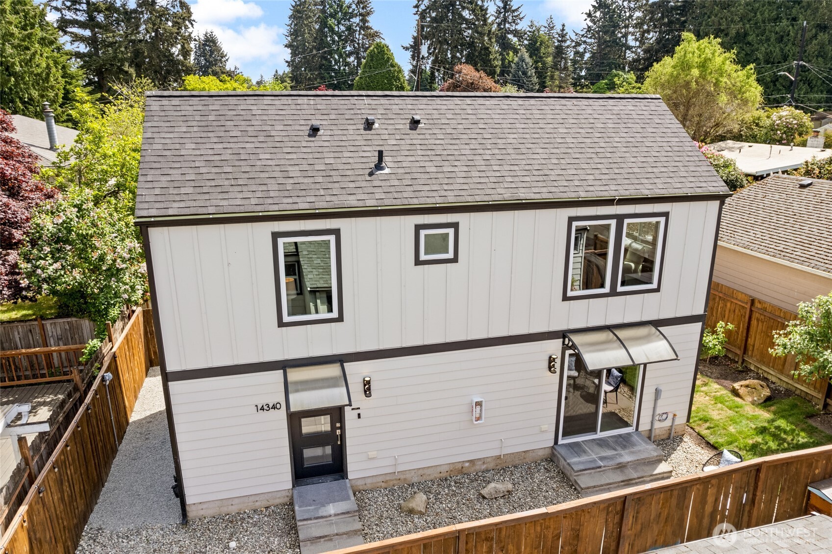 14338 Ashworth Avenue N #B, Seattle, WA 98133-7124