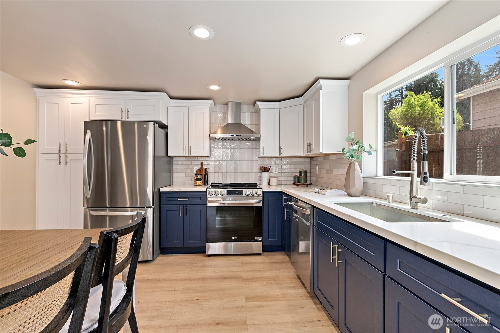 14338 Ashworth Avenue N #B, Seattle, WA 98133-7124