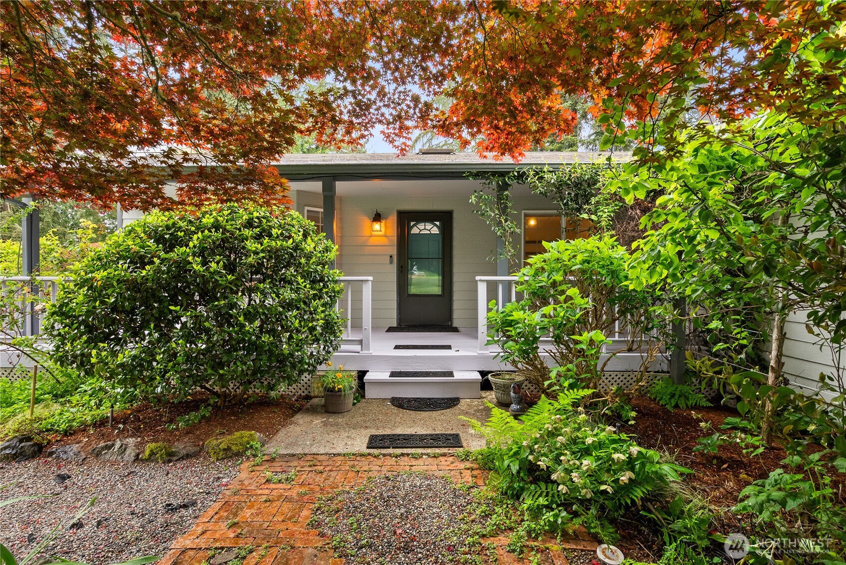 21829 Virginia Place NE, Kingston, WA 98346