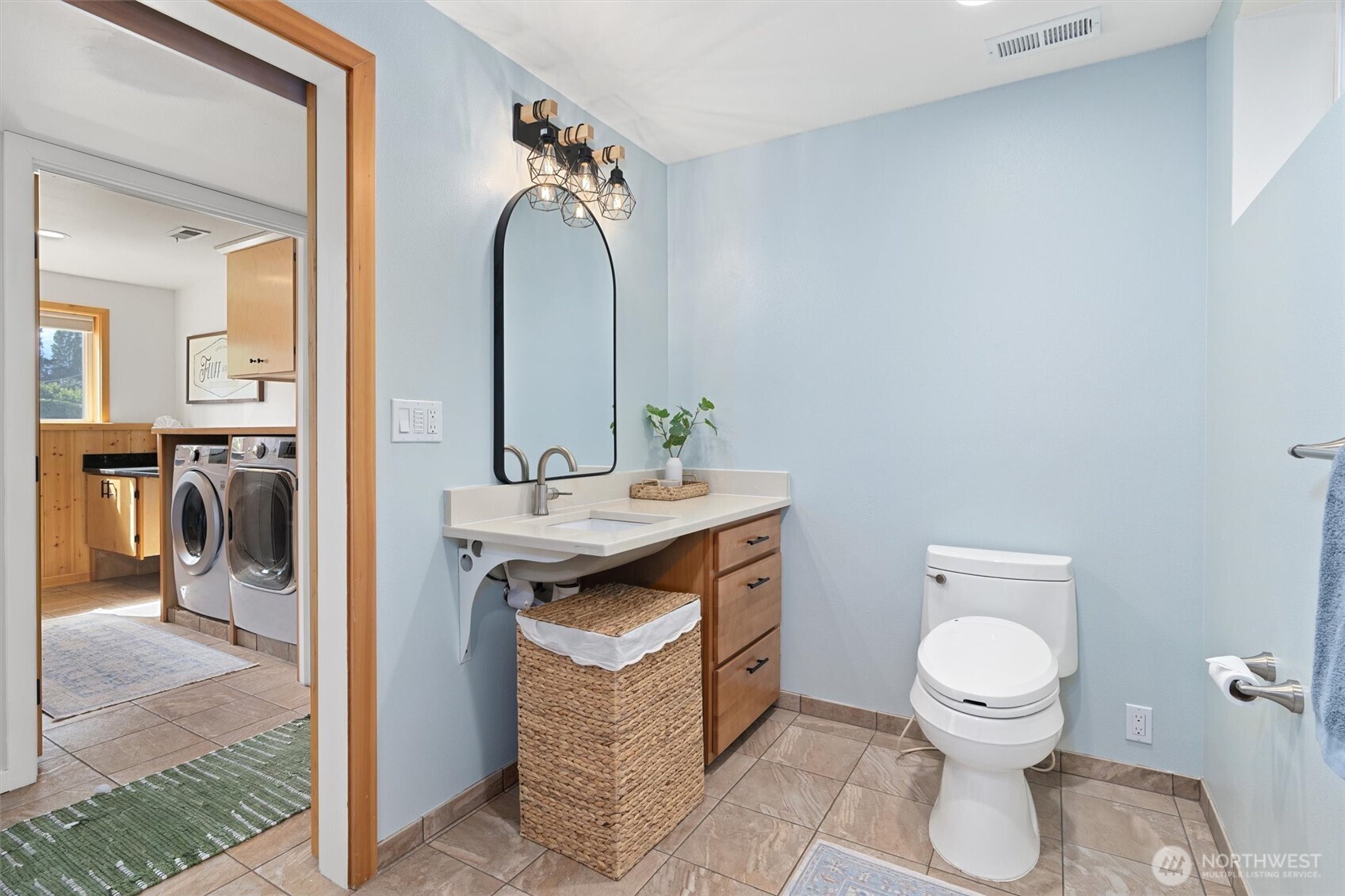 18012 1st Avenue NW, Shoreline, WA 98177