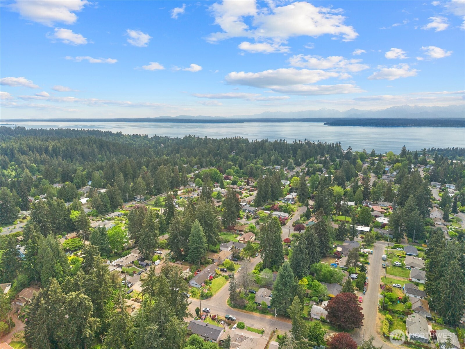 18012 1st Avenue NW, Shoreline, WA 98177