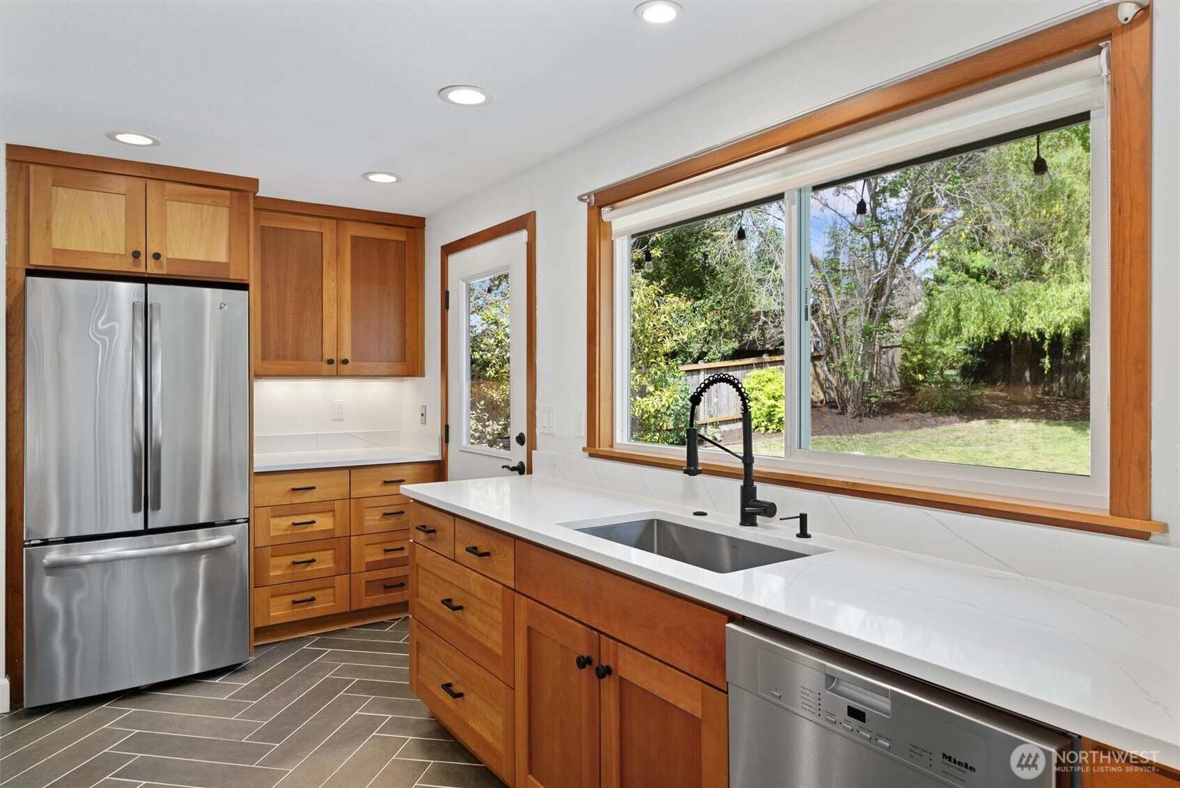 18012 1st Avenue NW, Shoreline, WA 98177