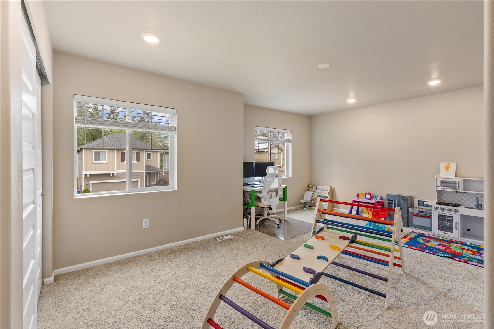 26832 199th Avenue SE, Covington, WA 98042-6884