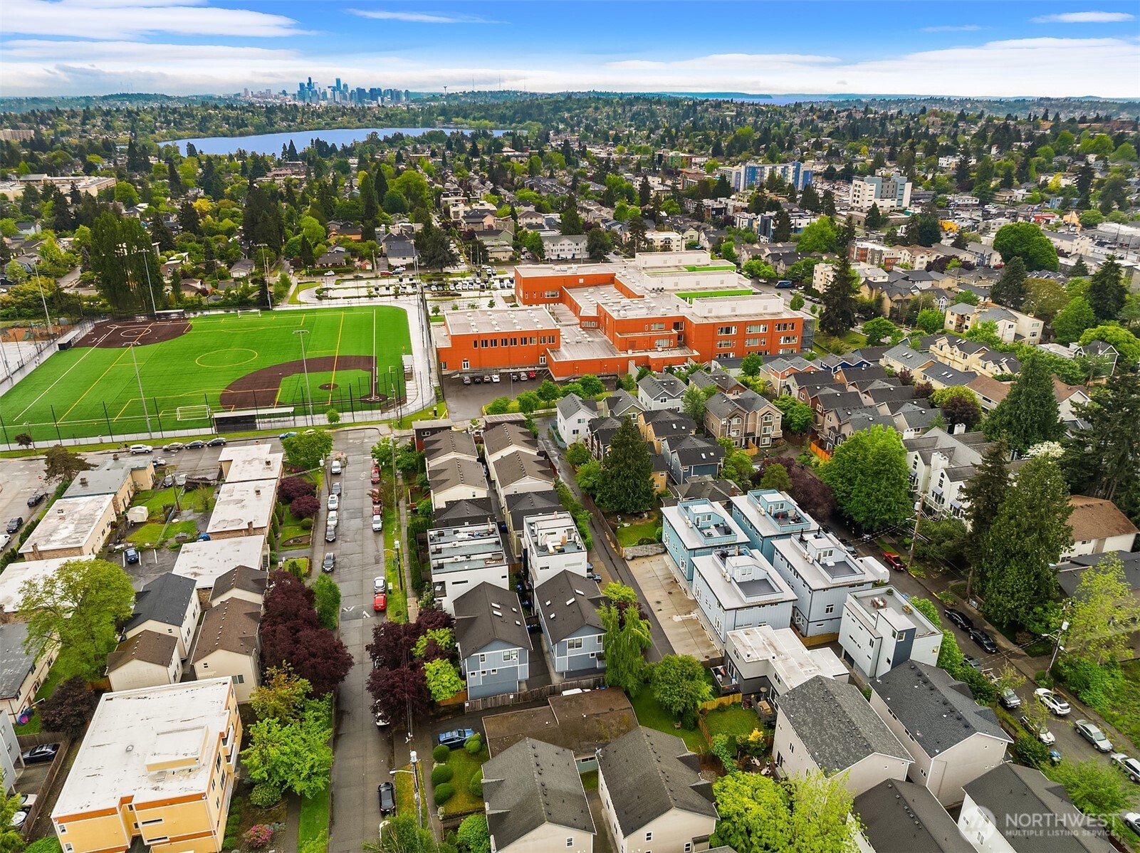 9230 Interlake Avenue N, Seattle, WA 98103
