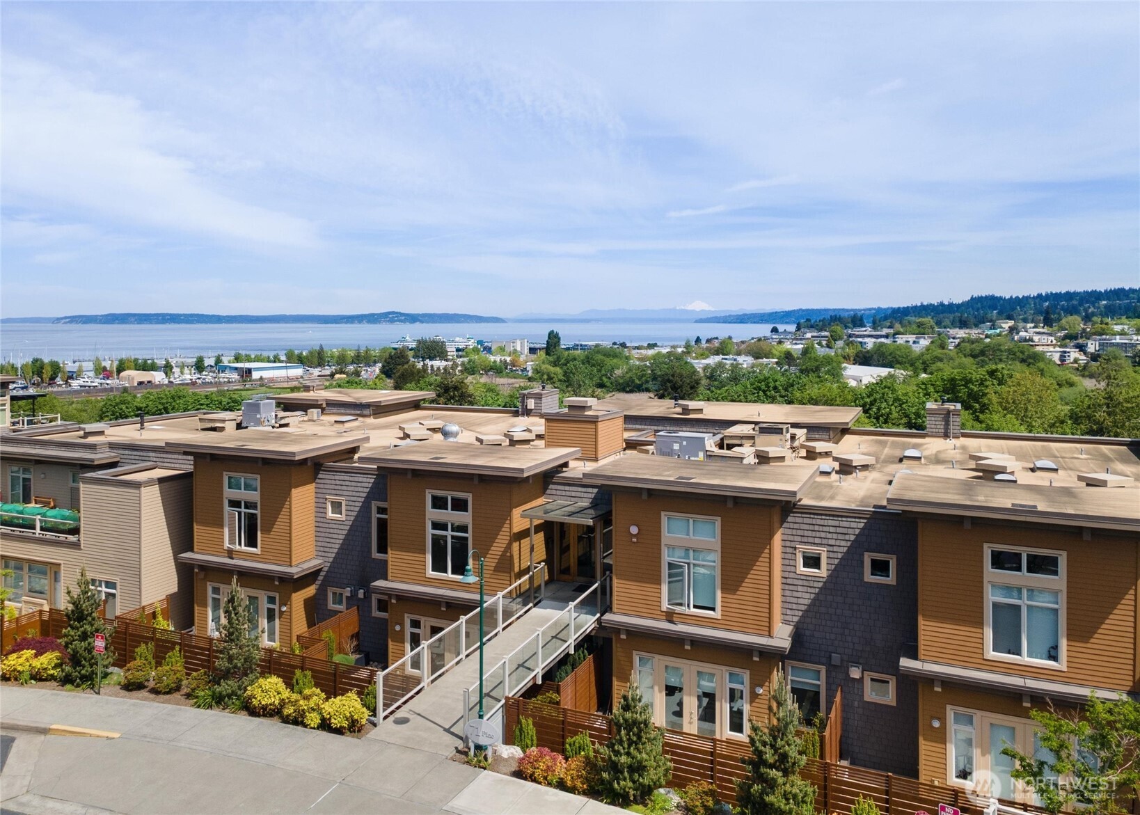 71 Pine Street #201, Edmonds, WA 98020