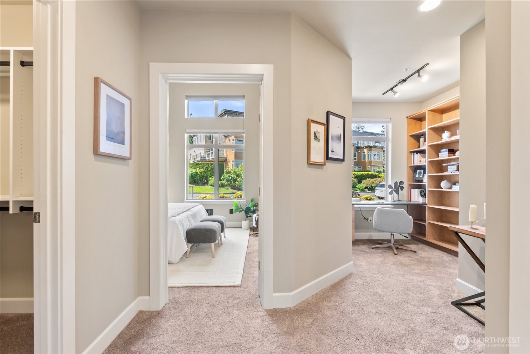 71 Pine Street #201, Edmonds, WA 98020