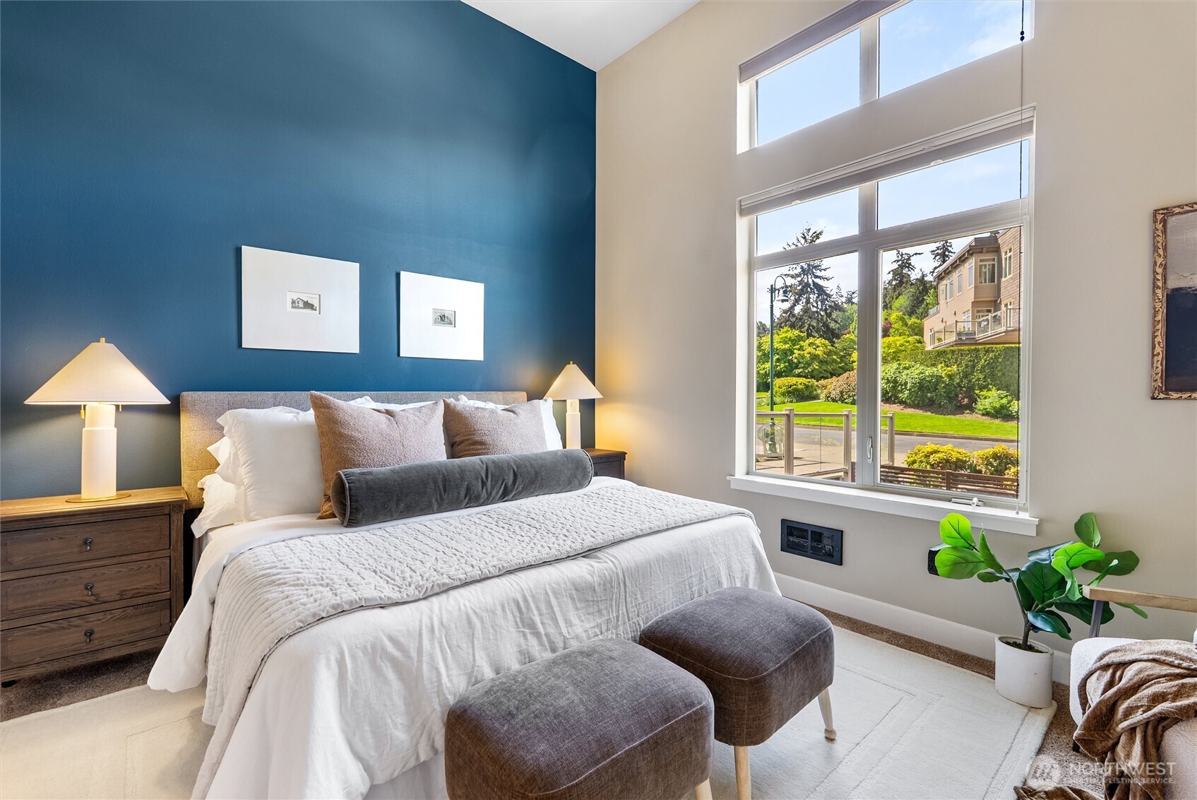 71 Pine Street #201, Edmonds, WA 98020