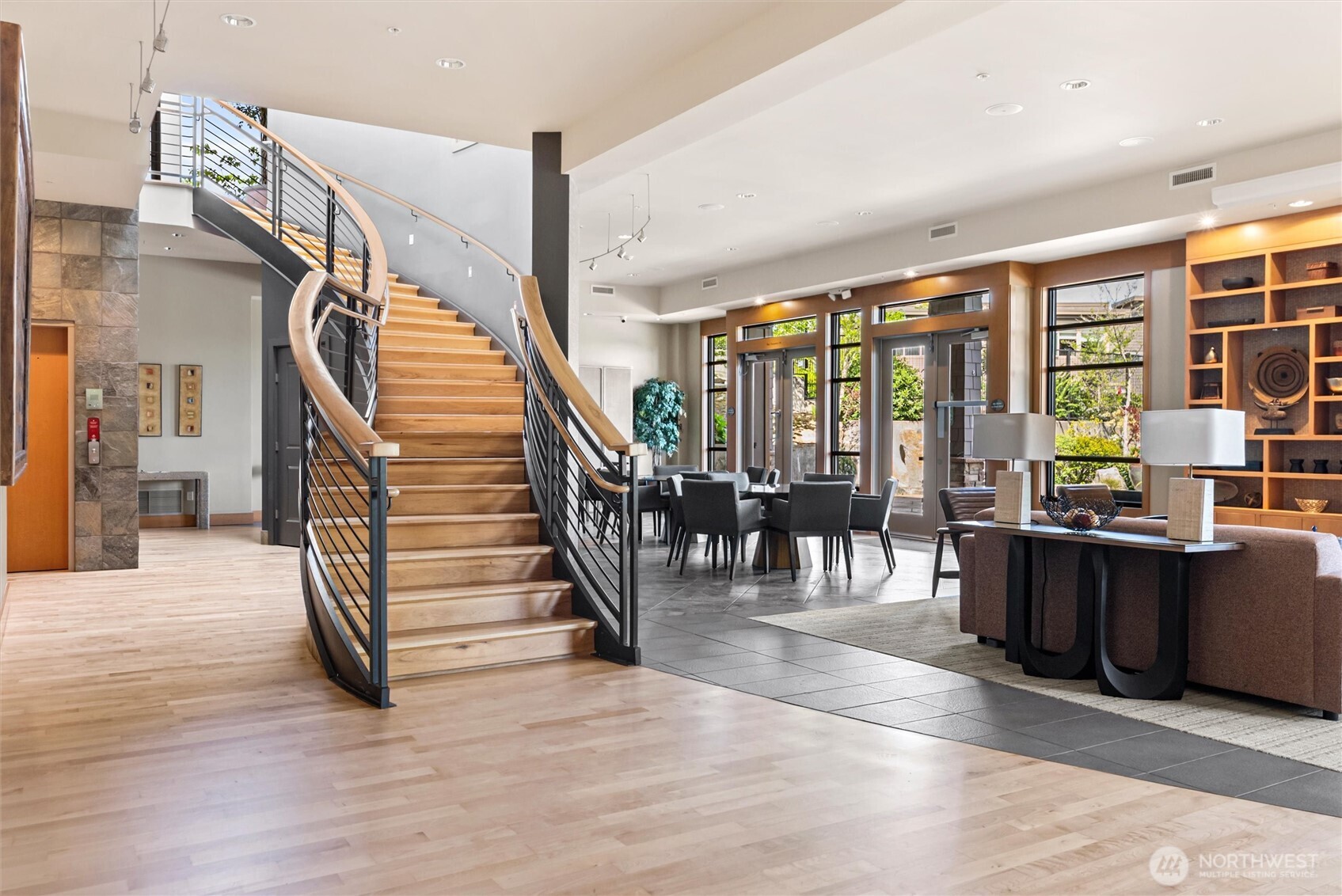 71 Pine Street #201, Edmonds, WA 98020