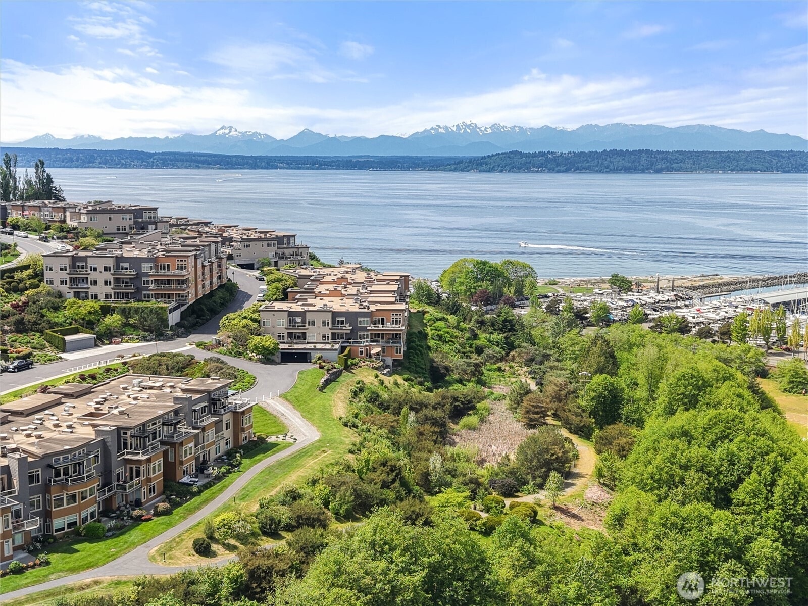 71 Pine Street #201, Edmonds, WA 98020