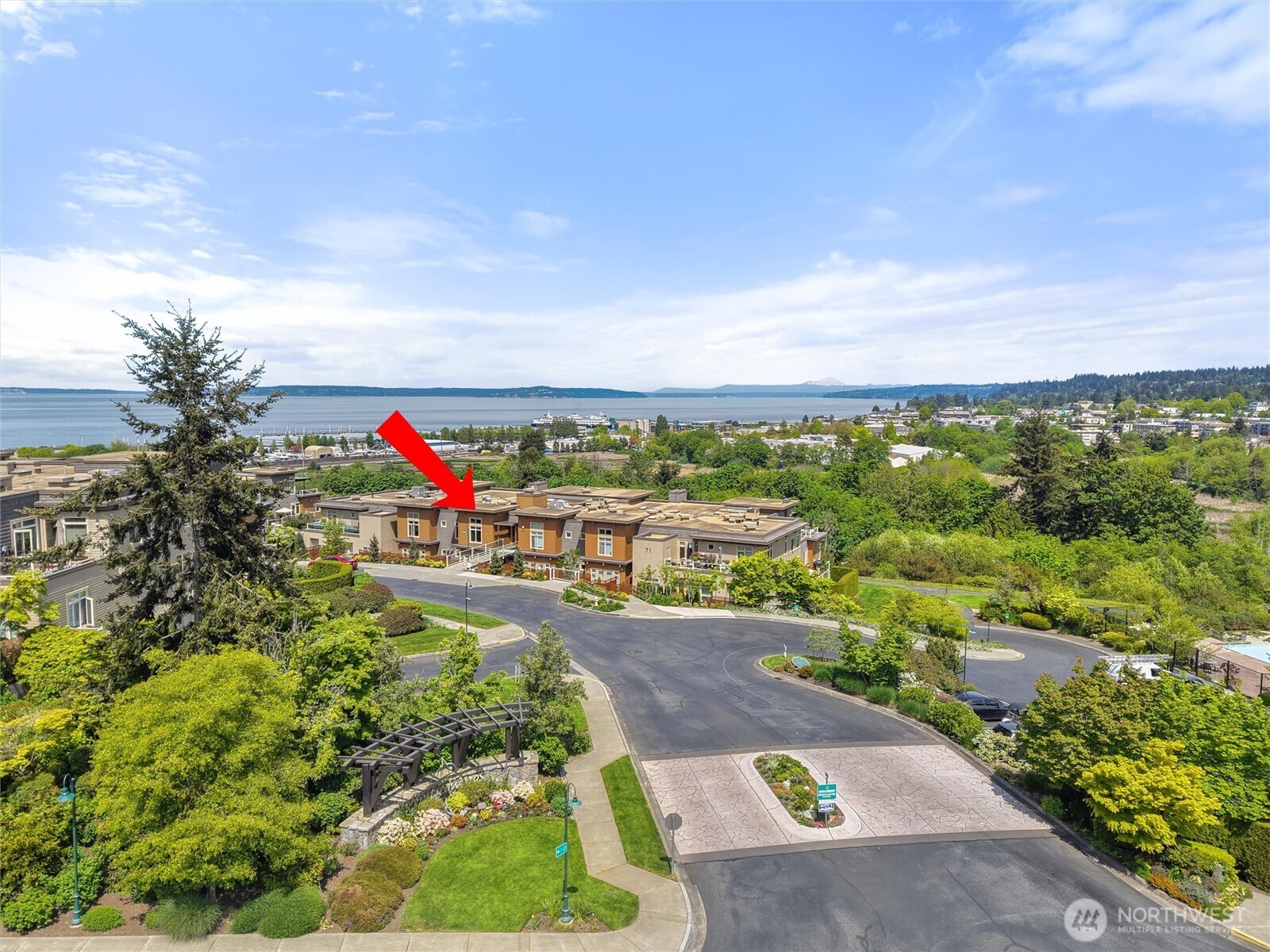 71 Pine Street #201, Edmonds, WA 98020