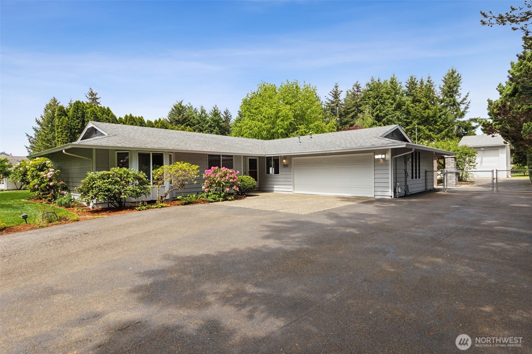 7204 44th Avenue NE, Olympia, WA 98516