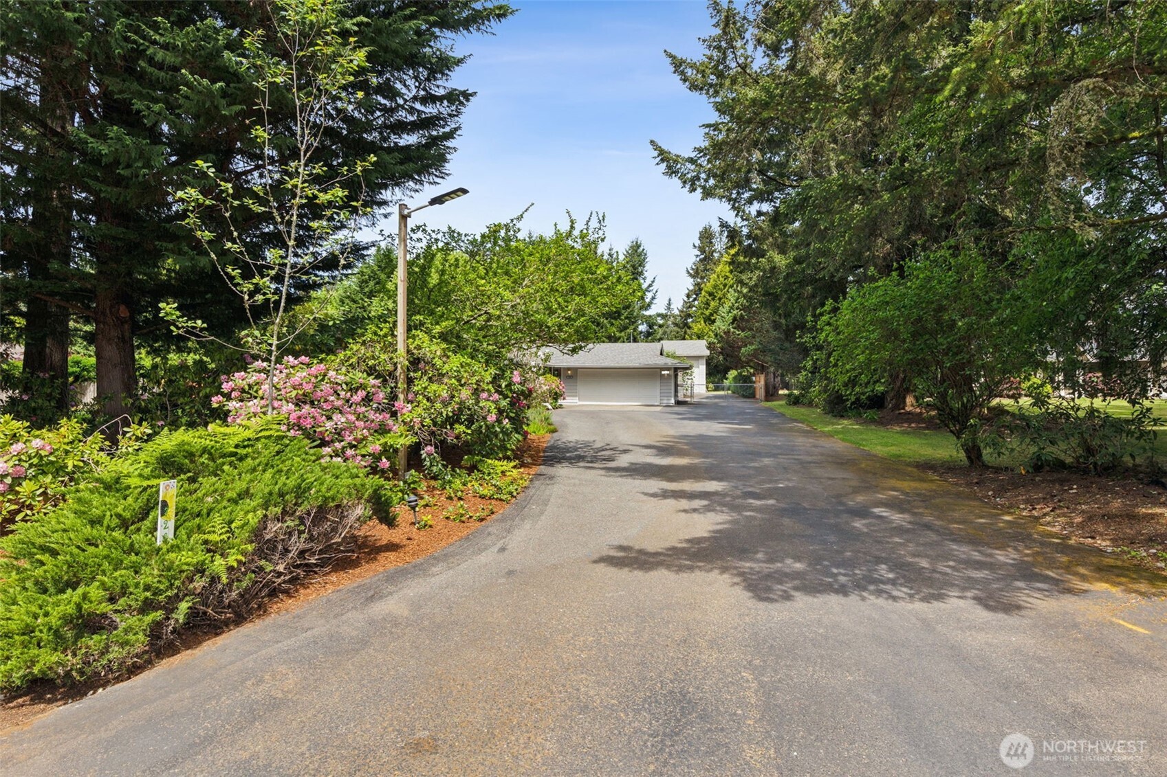 7204 44th Avenue NE, Olympia, WA 98516