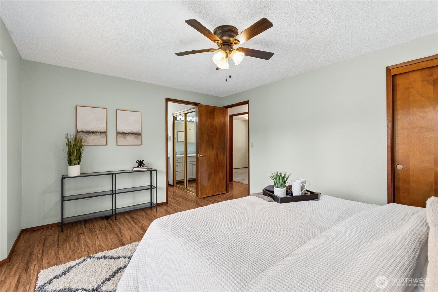 7204 44th Avenue NE, Olympia, WA 98516