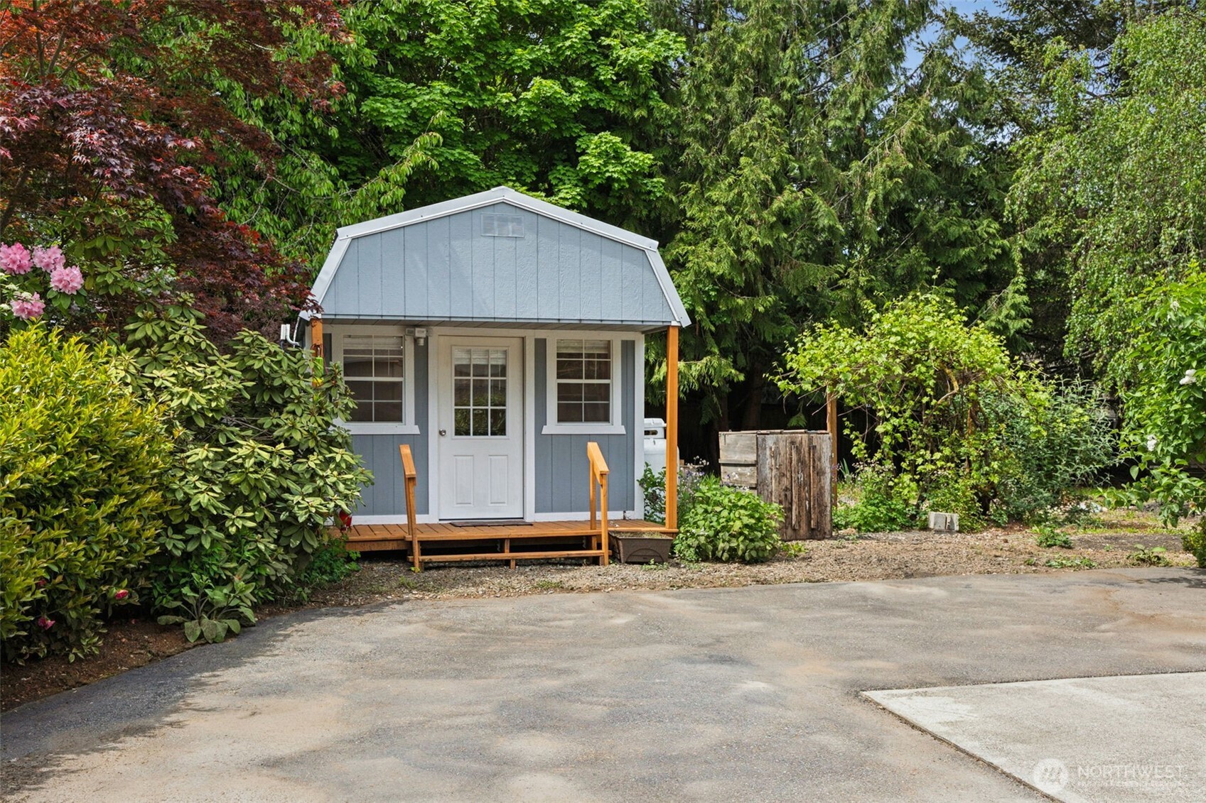 7204 44th Avenue NE, Olympia, WA 98516