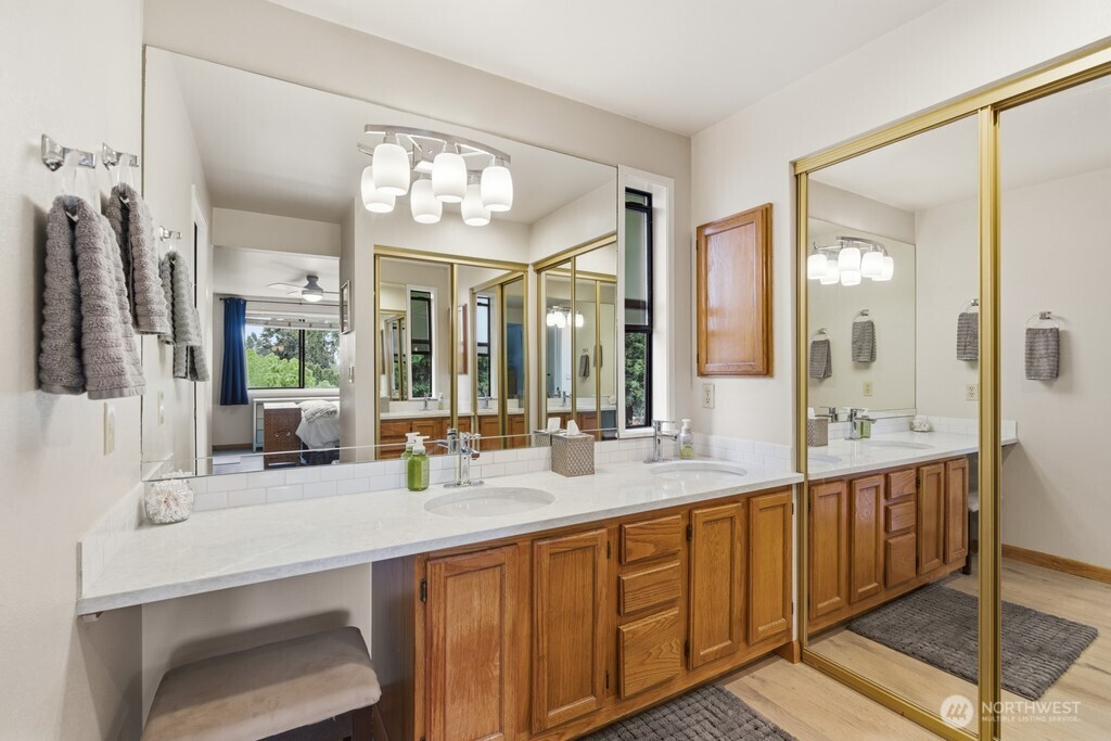 20712 33rd Avenue W, Lynnwood, WA 98036