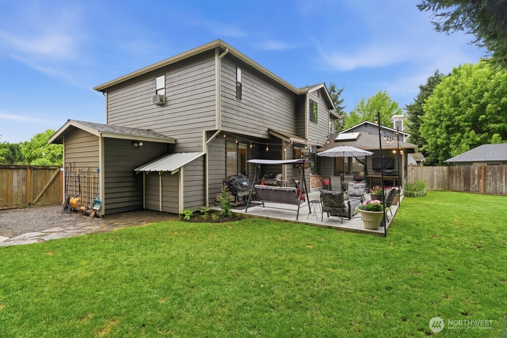 20712 33rd Avenue W, Lynnwood, WA 98036
