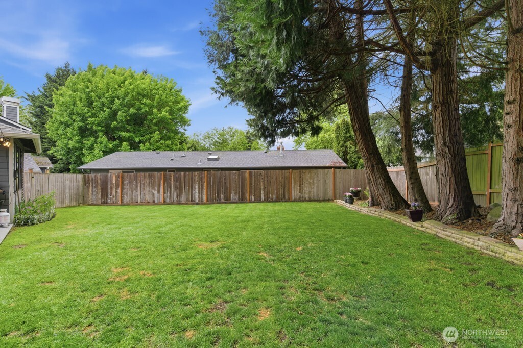 20712 33rd Avenue W, Lynnwood, WA 98036