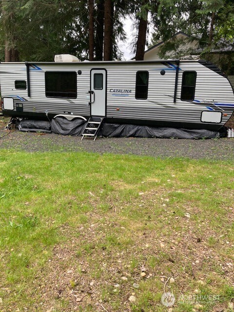 201 N Duckabush Drive E, Hoodsport, WA 98548