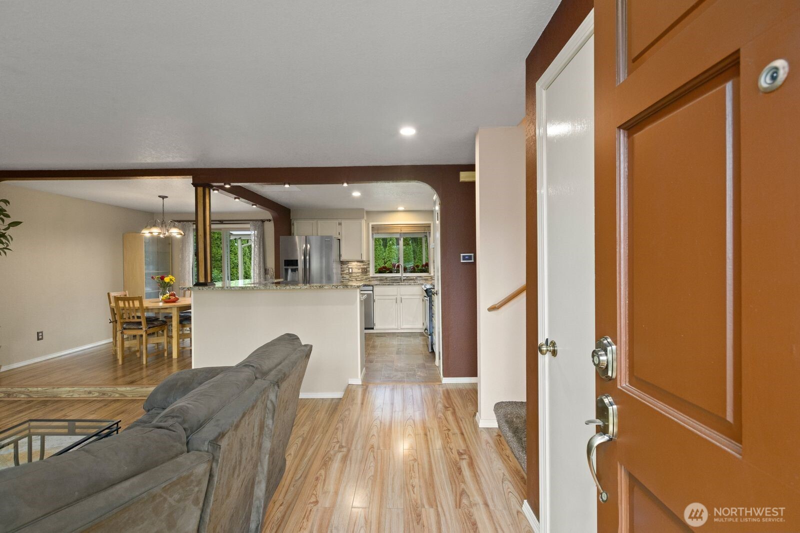 904 SW 214th Place , Lynnwood, WA 98036