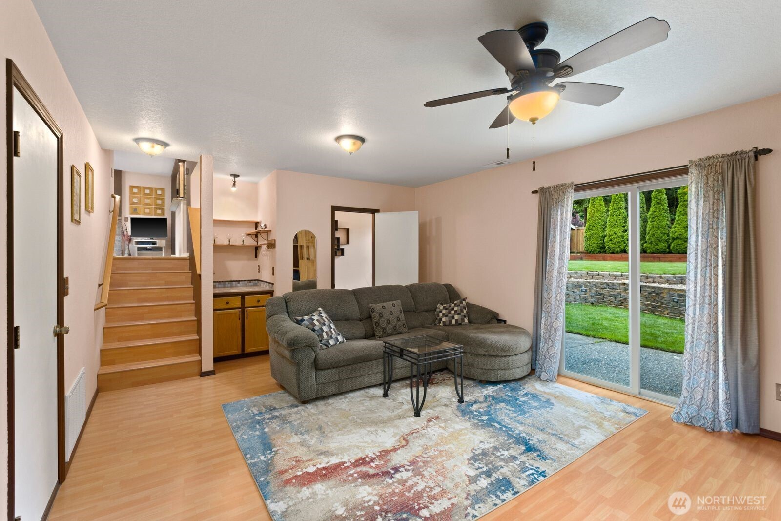 904 SW 214th Place , Lynnwood, WA 98036
