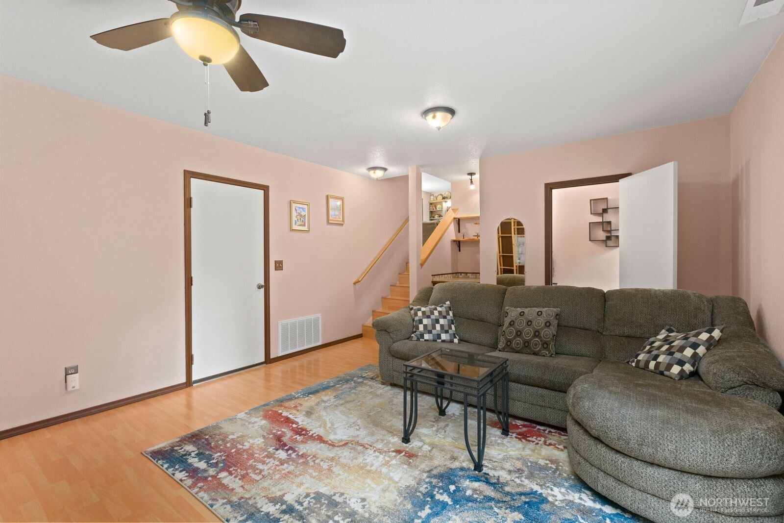 904 SW 214th Place , Lynnwood, WA 98036