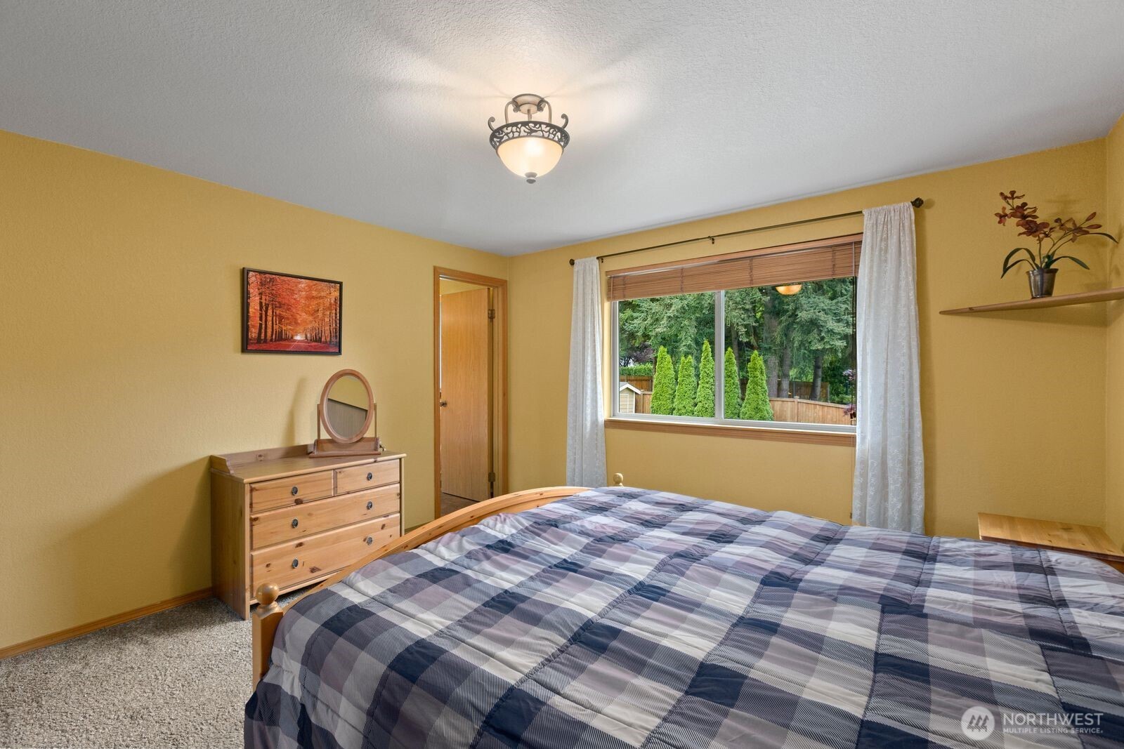 904 SW 214th Place , Lynnwood, WA 98036