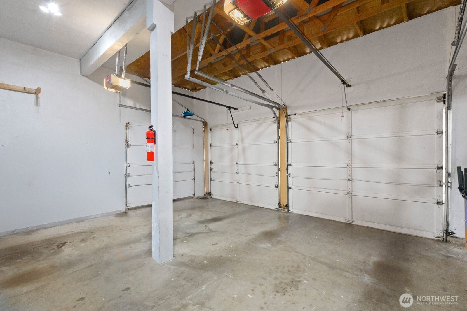 904 SW 214th Place , Lynnwood, WA 98036