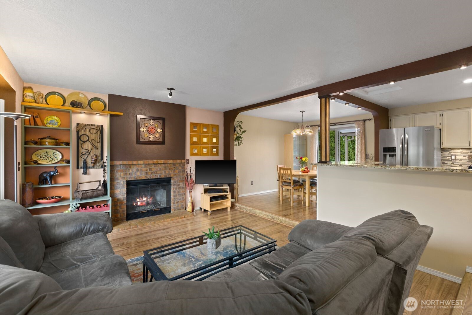 904 SW 214th Place , Lynnwood, WA 98036
