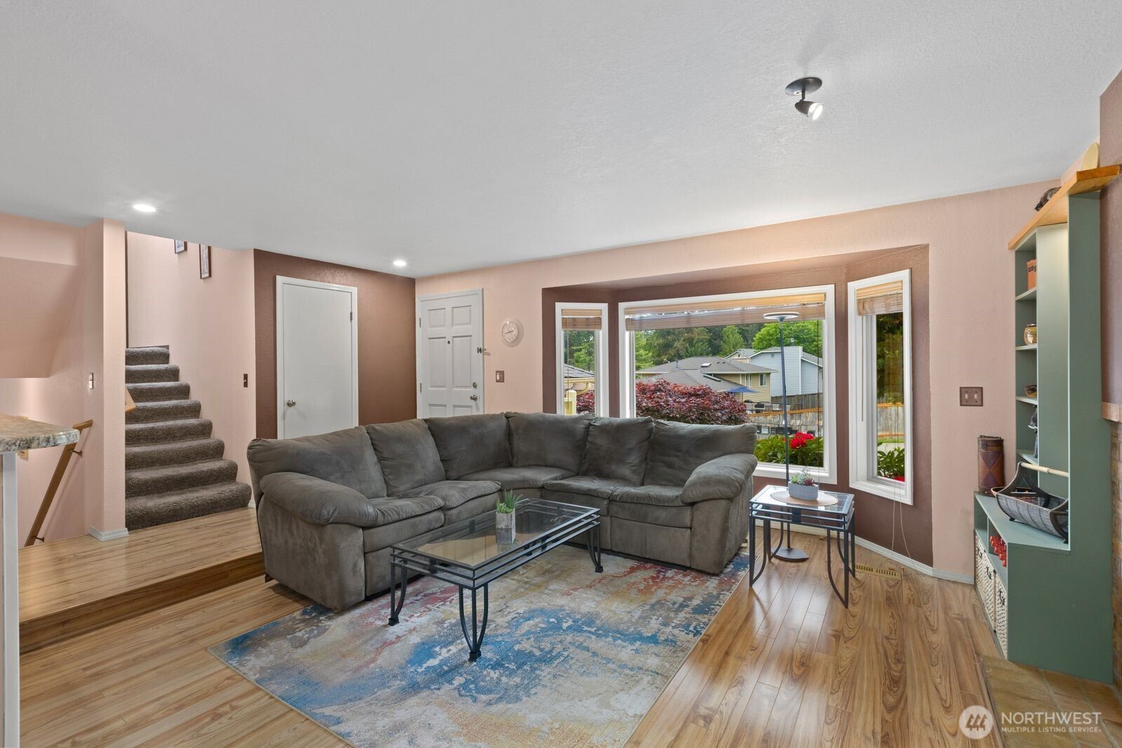 904 SW 214th Place , Lynnwood, WA 98036
