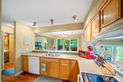 227 Lark Street SW #E, Tumwater, WA 98512 - Photo 12