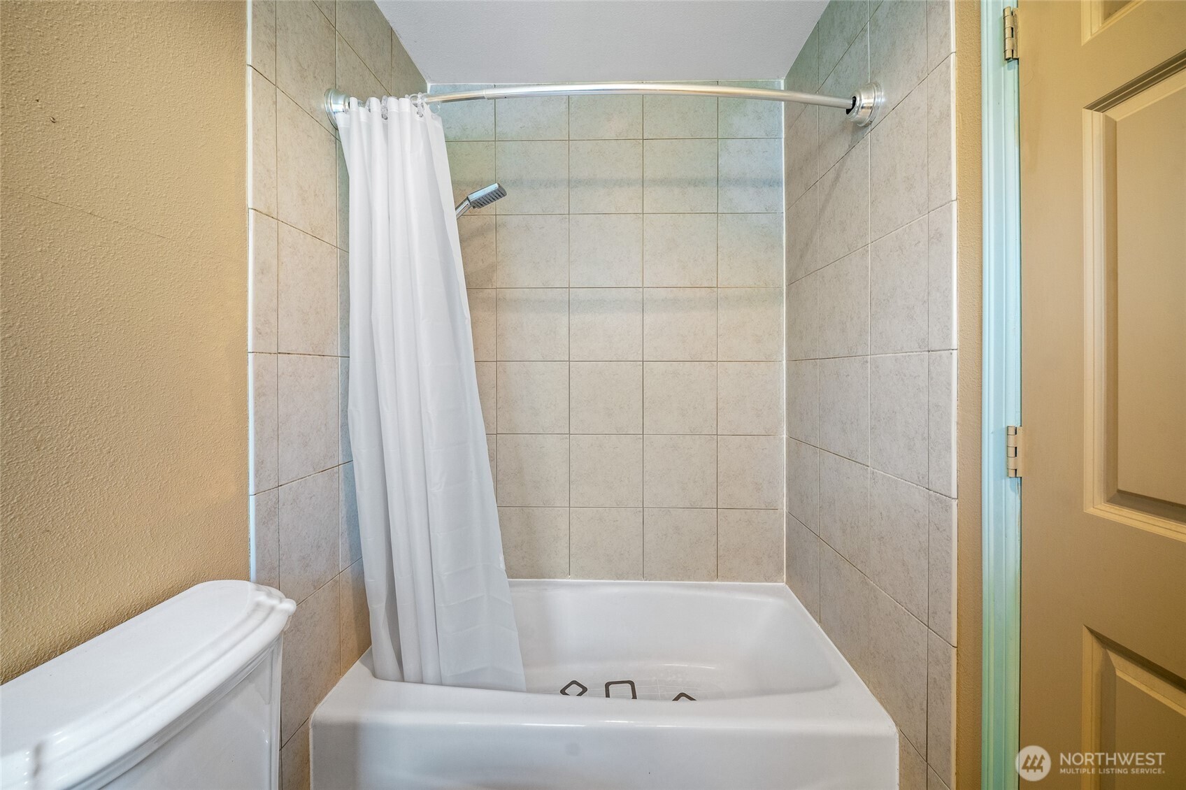 227 Lark Street SW #E, Tumwater, WA 98512