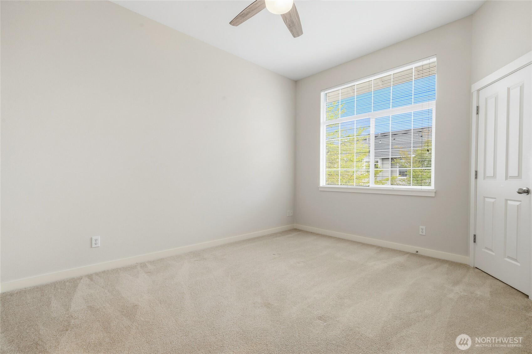 1855 Trossachs Boulevard SE #2006, Sammamish, WA 98075
