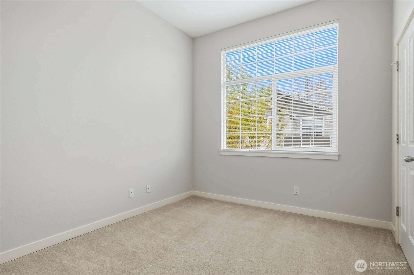 1855 Trossachs Boulevard SE #2006, Sammamish, WA 98075