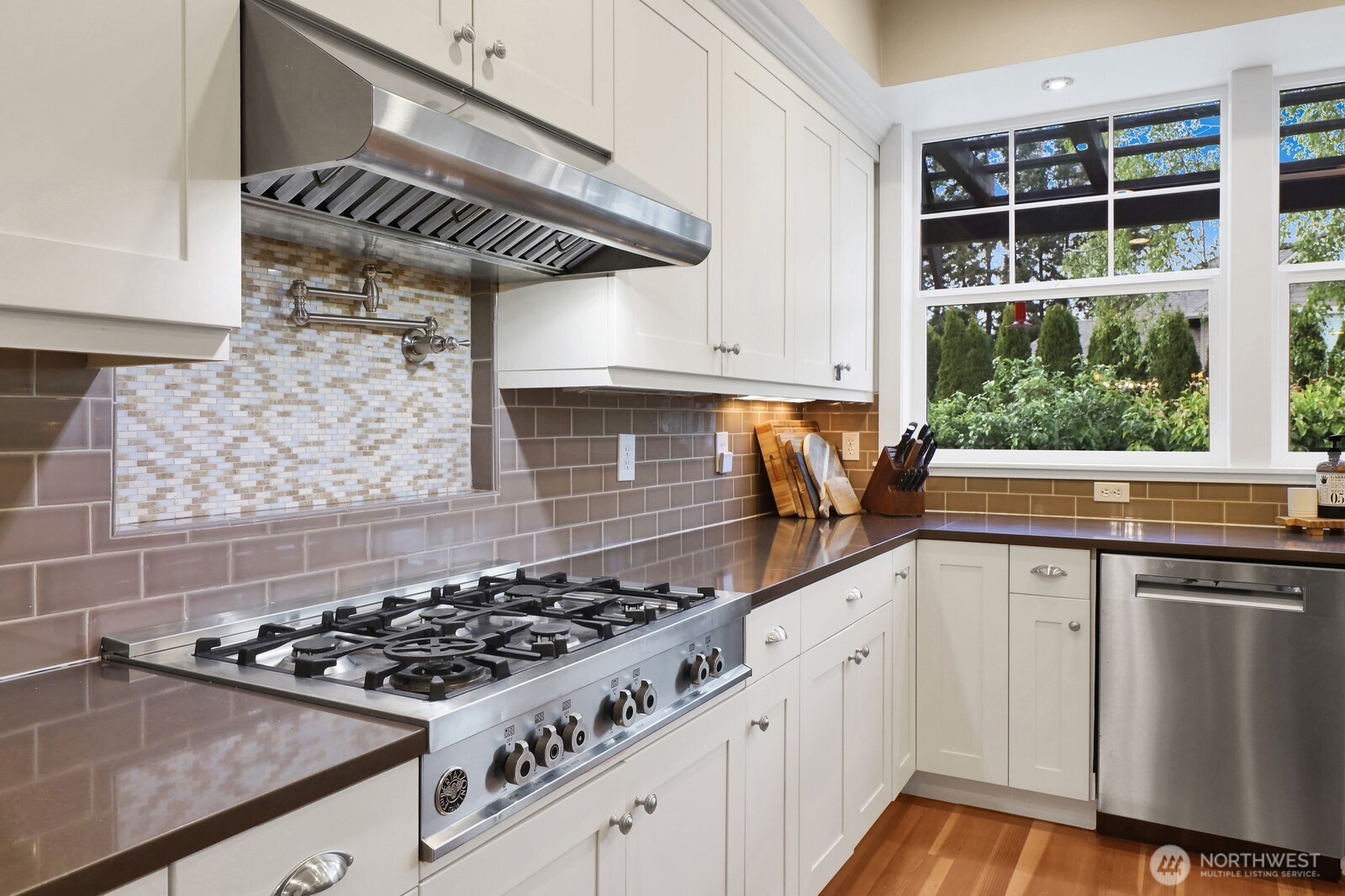 5715 Applegrove Lane , Ferndale, WA 98248