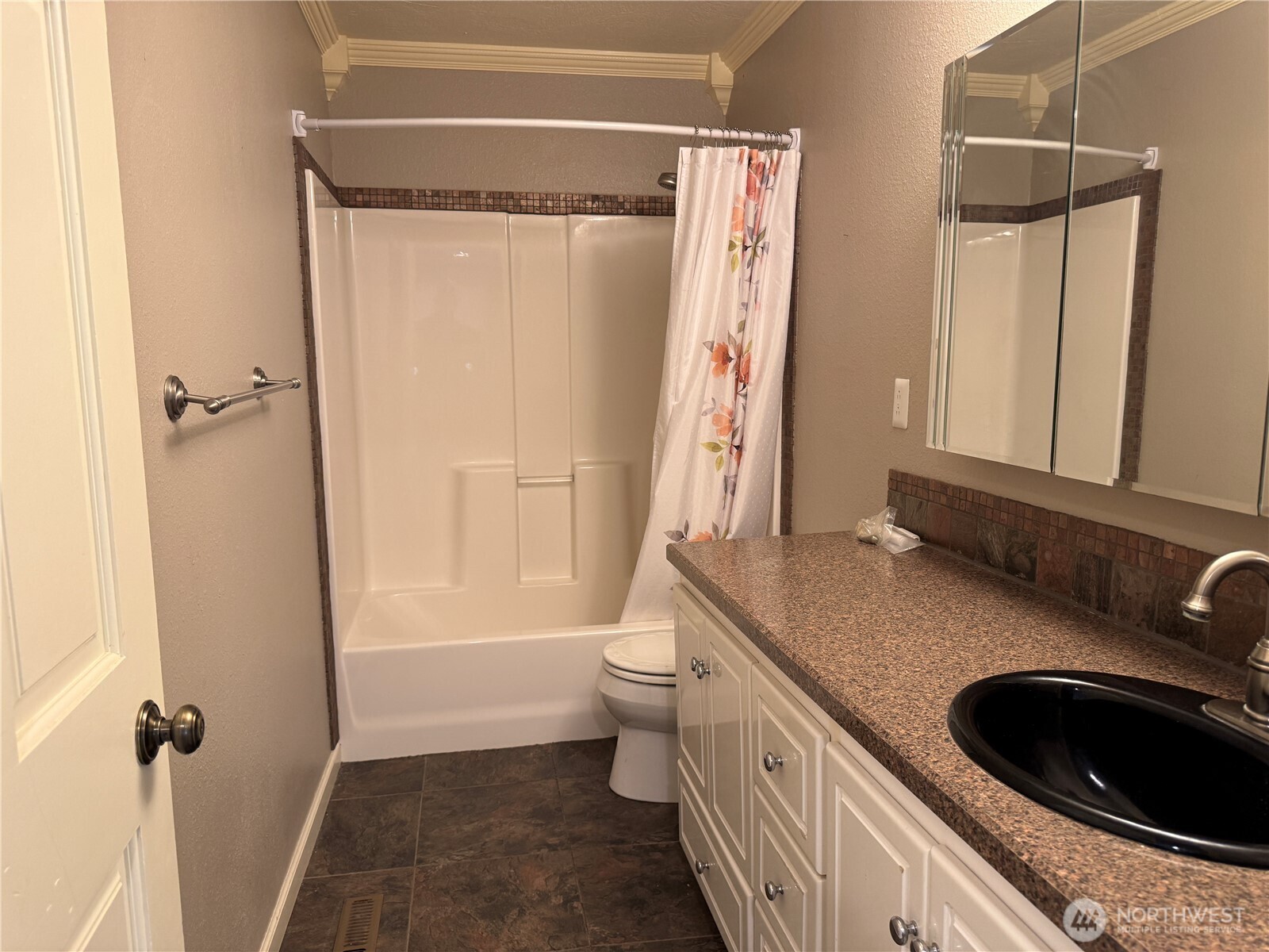 15374 Road 26 SW, Mattawa, WA 99349