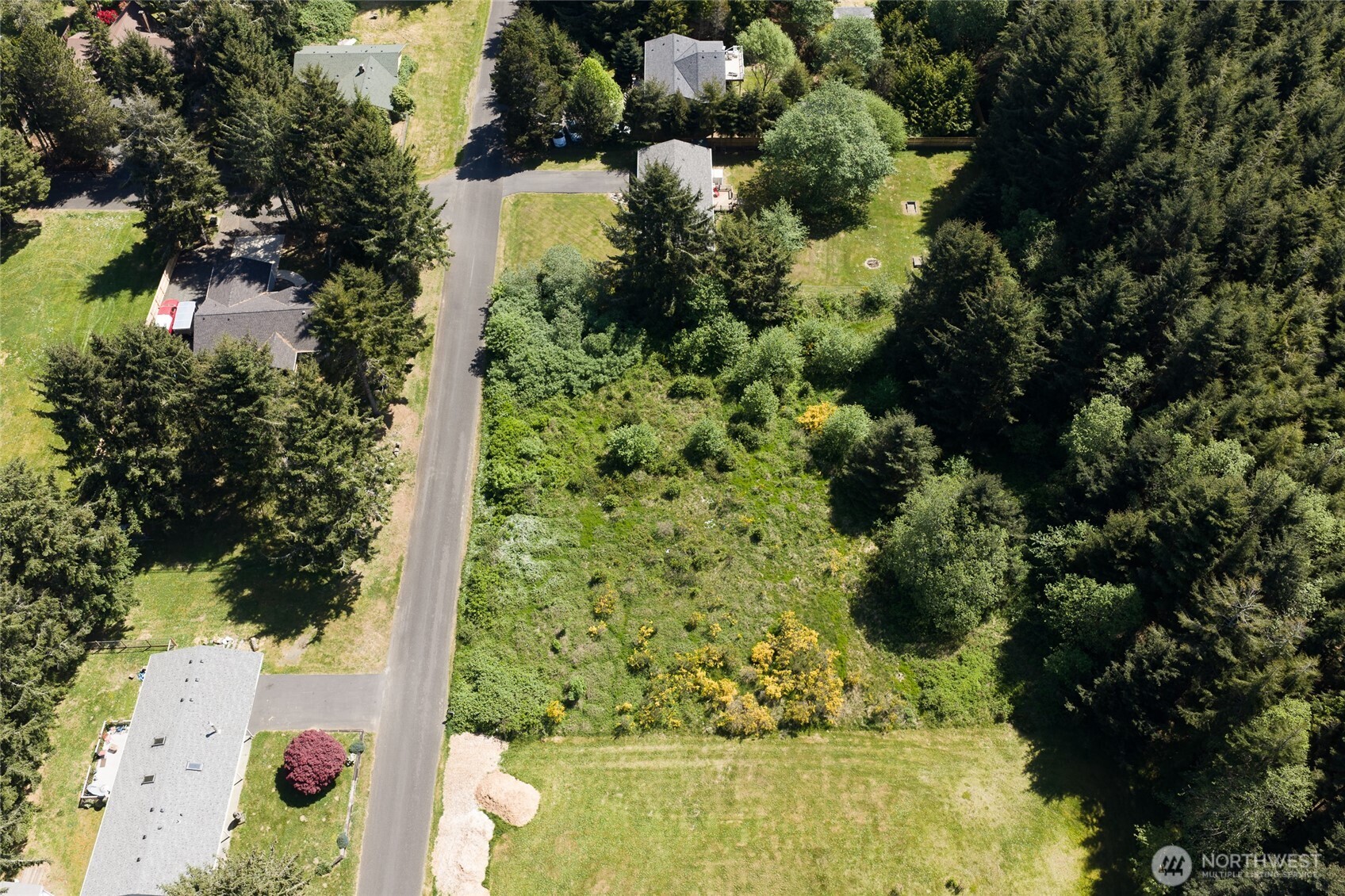 18 Shamrock Way , Ocean Shores, WA 98550