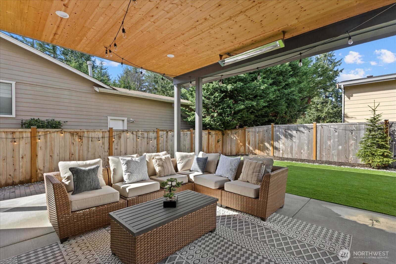 13038 NE 102nd Place , Kirkland, WA 98033
