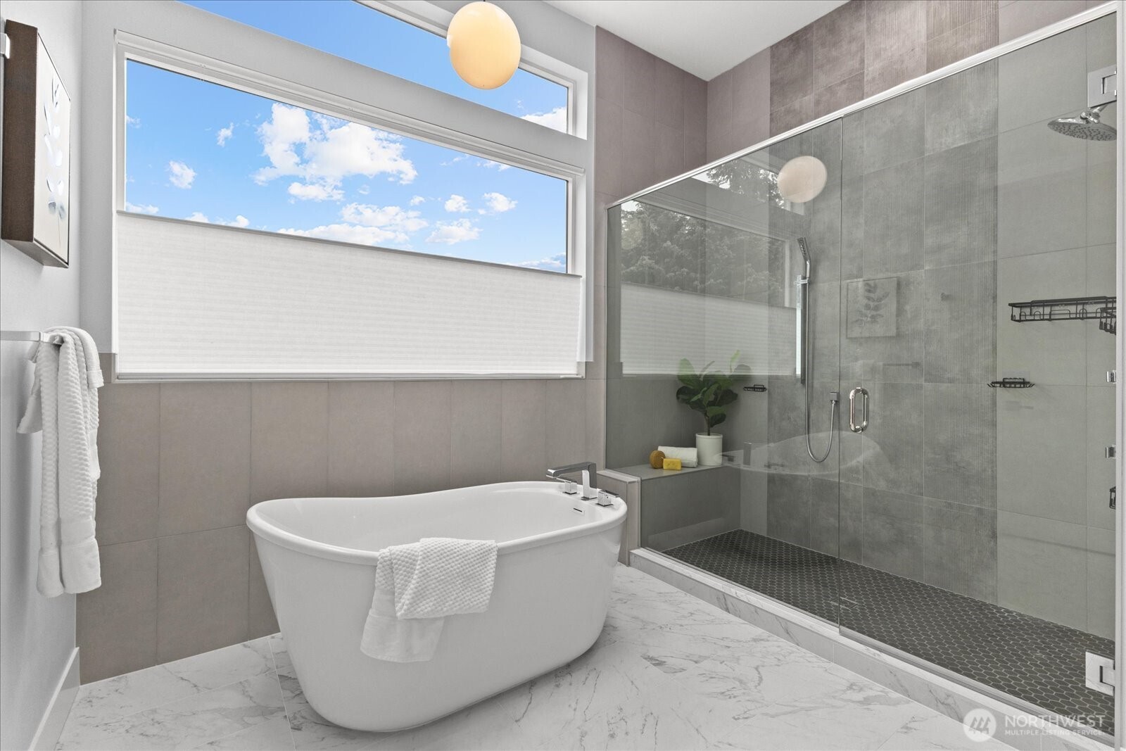 13038 NE 102nd Place , Kirkland, WA 98033