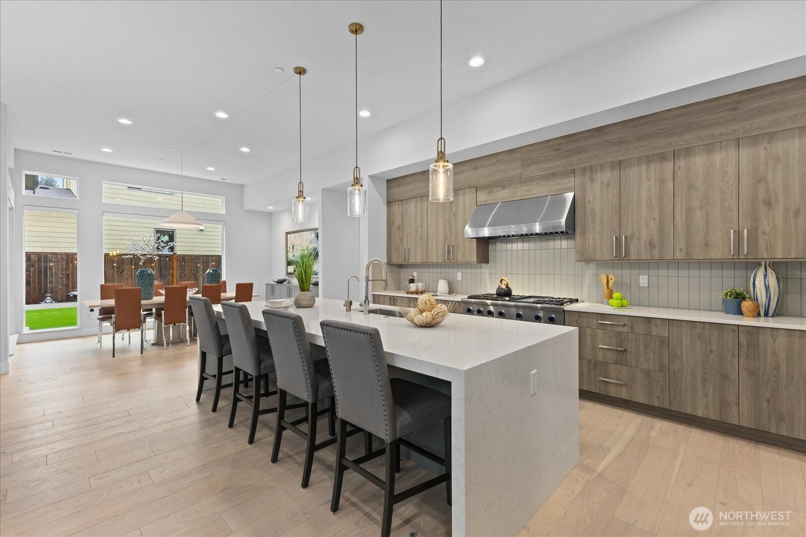 13038 NE 102nd Place , Kirkland, WA 98033