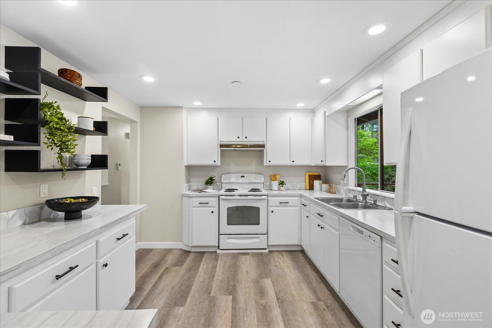 6723 158th Place SW, Edmonds, WA 98026