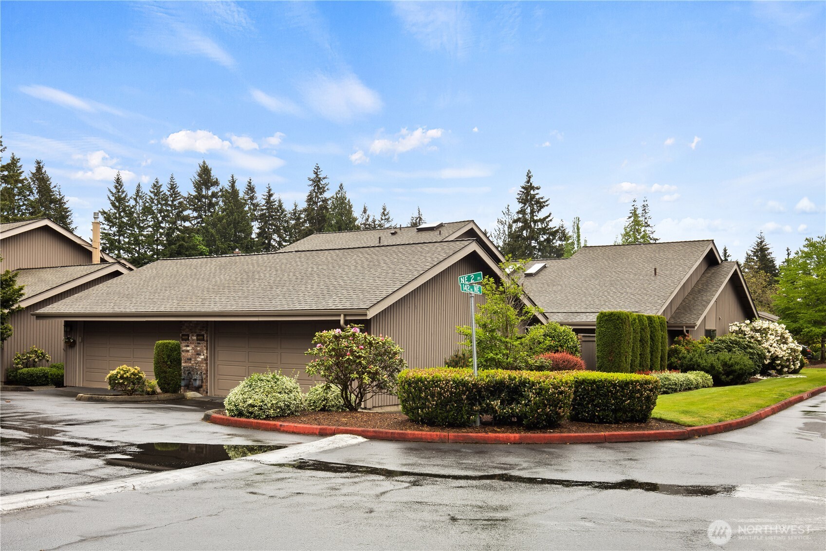 14225 NE 2nd Place #100F, Bellevue, WA 98007