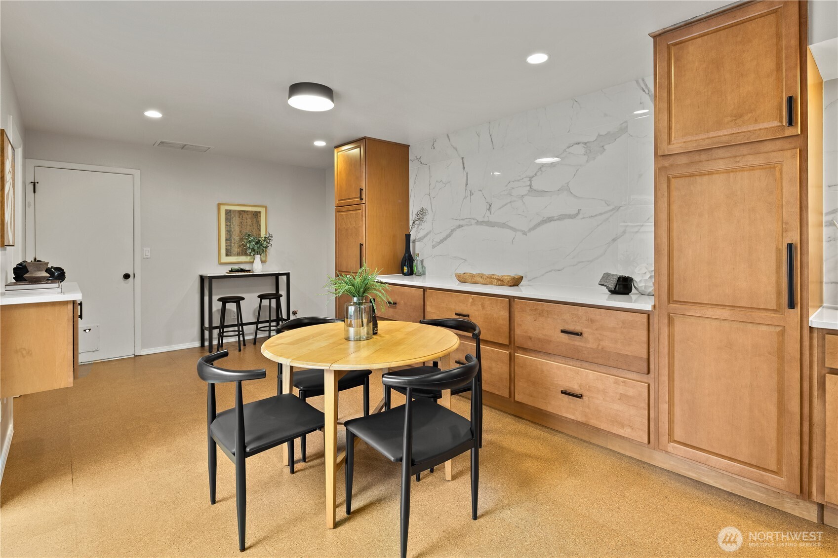 14225 NE 2nd Place #100F, Bellevue, WA 98007