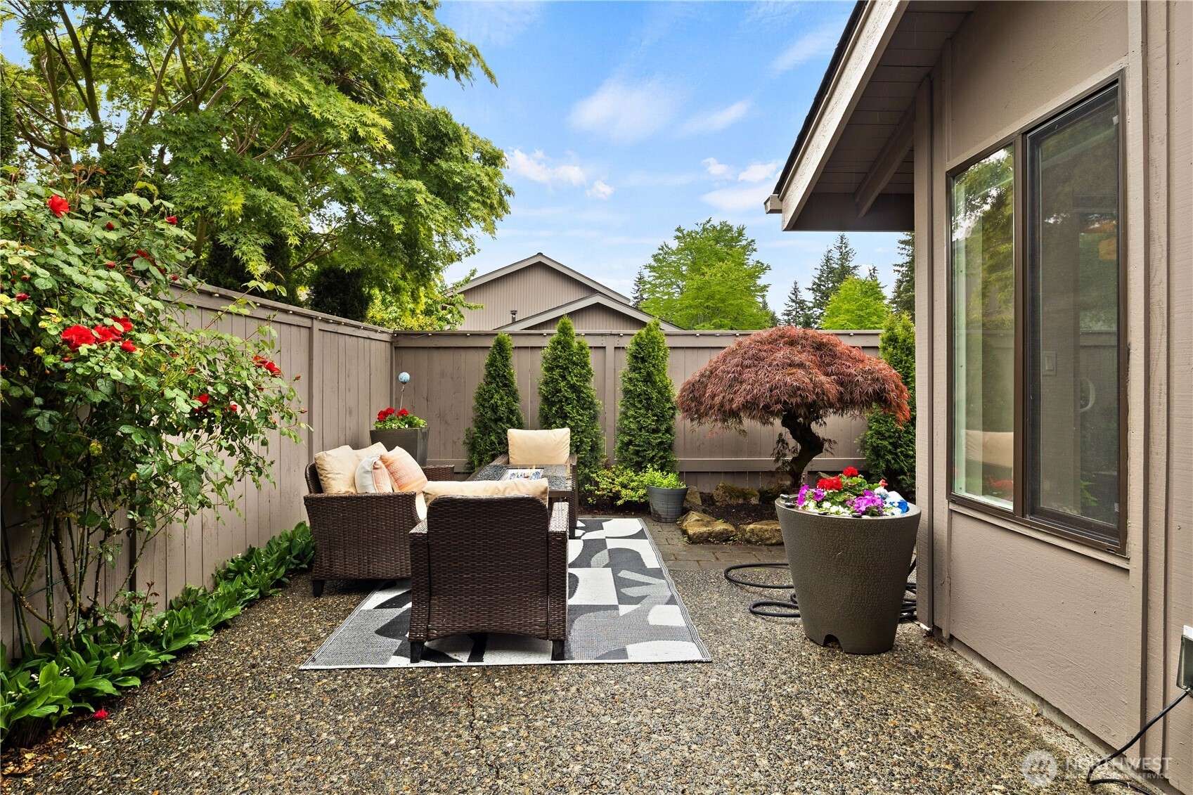 14225 NE 2nd Place #100F, Bellevue, WA 98007