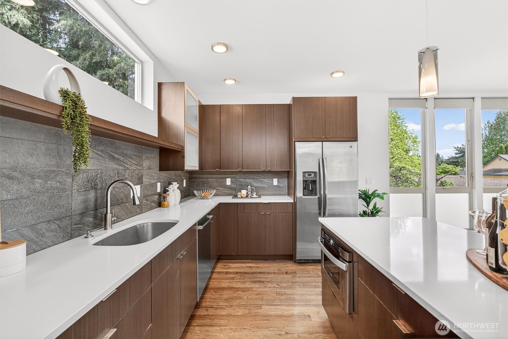 8840 Interlake Avenue N, Seattle, WA 98103