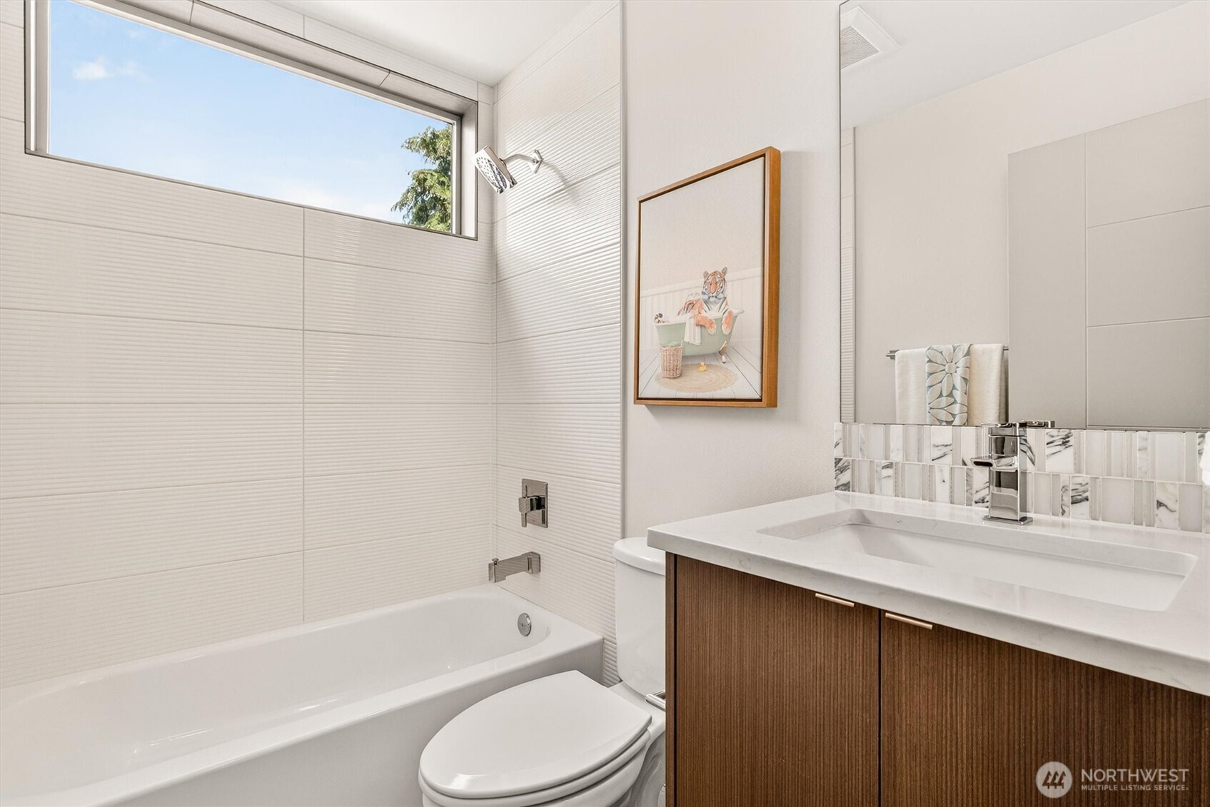 8840 Interlake Avenue N, Seattle, WA 98103