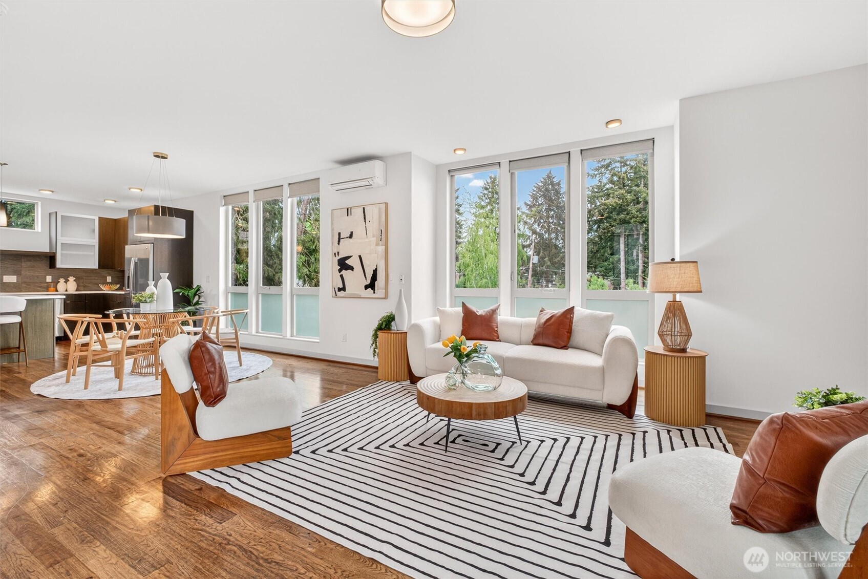 8840 Interlake Avenue N, Seattle, WA 98103