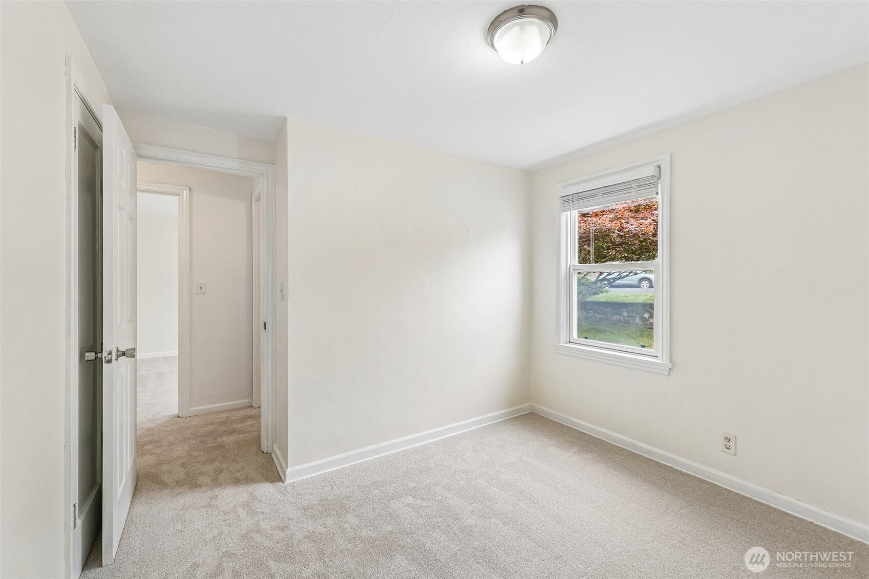 517 Bronson Way NE, Renton, WA 98056