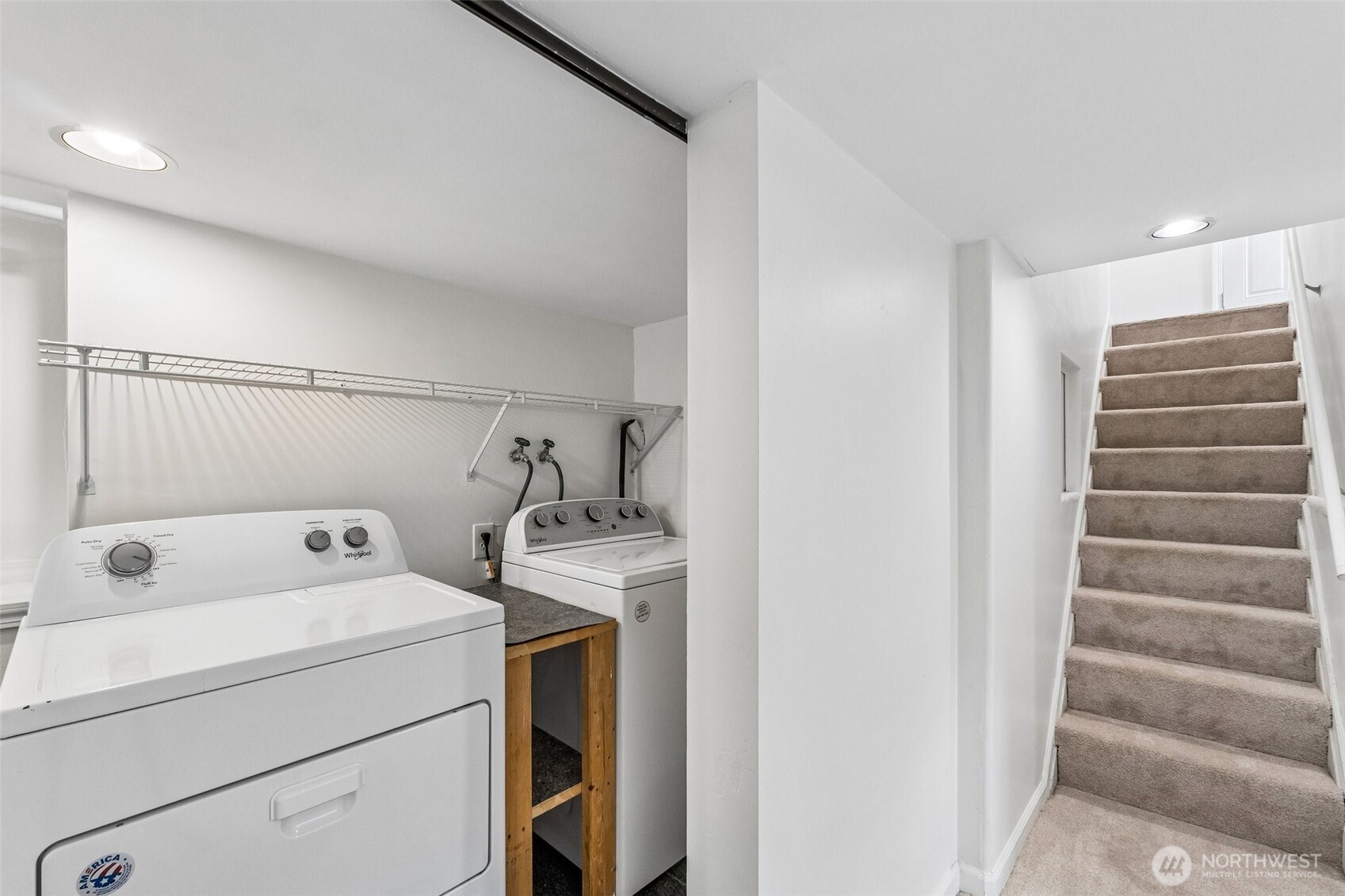 517 Bronson Way NE, Renton, WA 98056